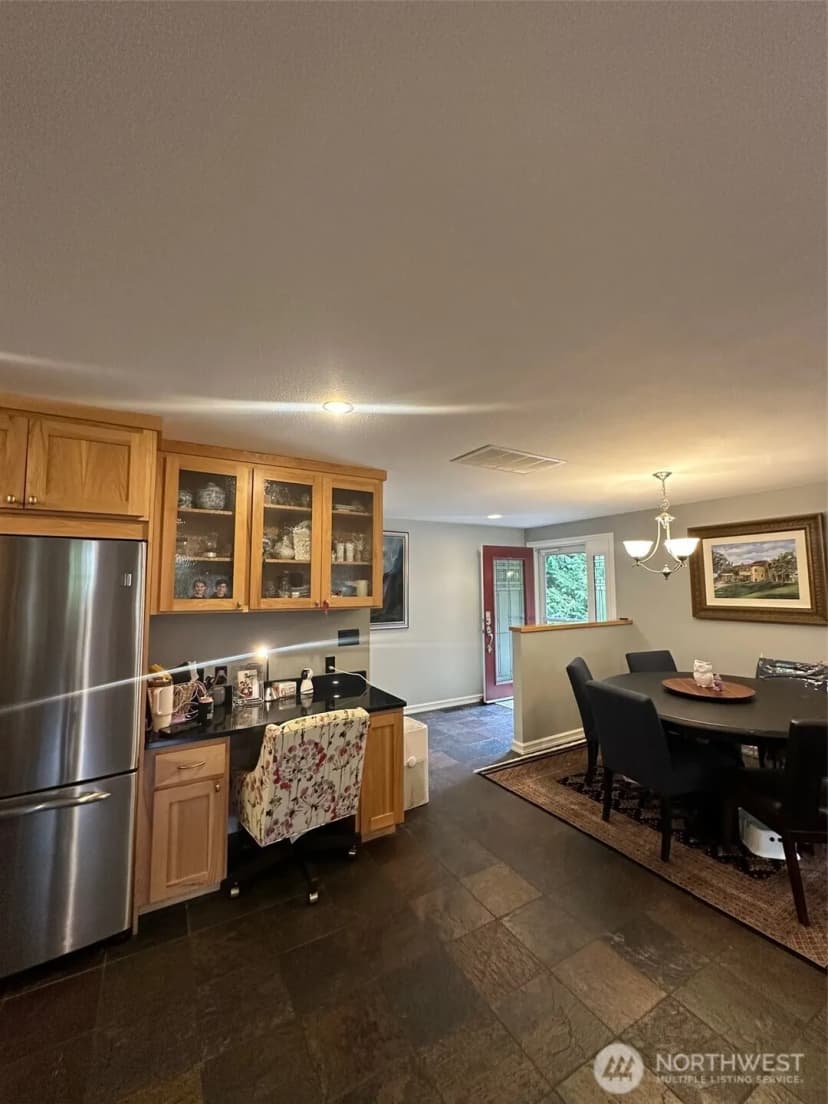 Property photo for 12709 Ne 80th Lane, Kirkland photo 21