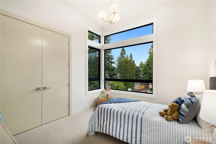 Property photo for 10201 114th Place Ne, Kirkland photo 30