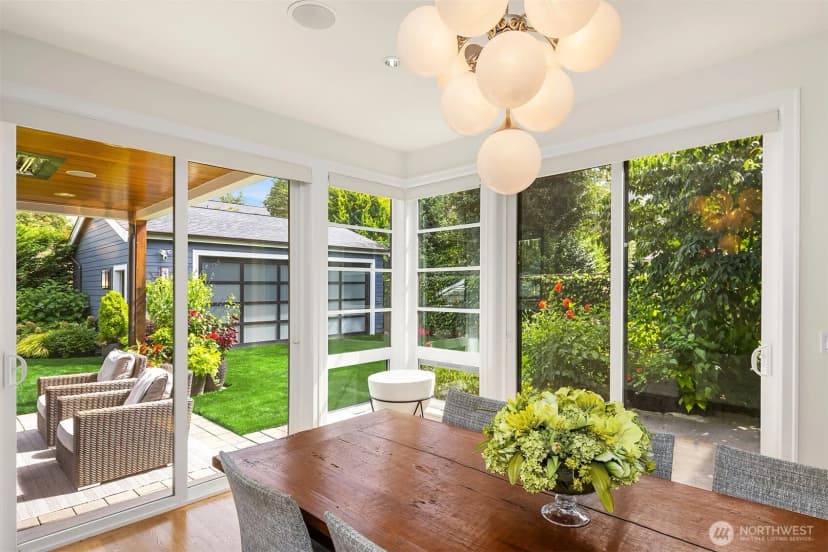 Property photo for 1810 2nd Avenue N, Seattle photo 16