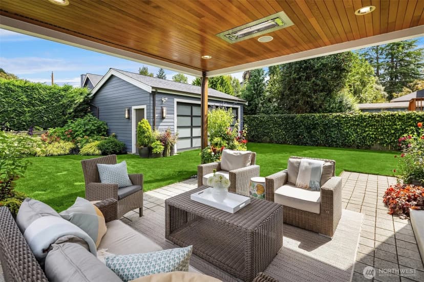 Property photo for 1810 2nd Avenue N, Seattle photo 17