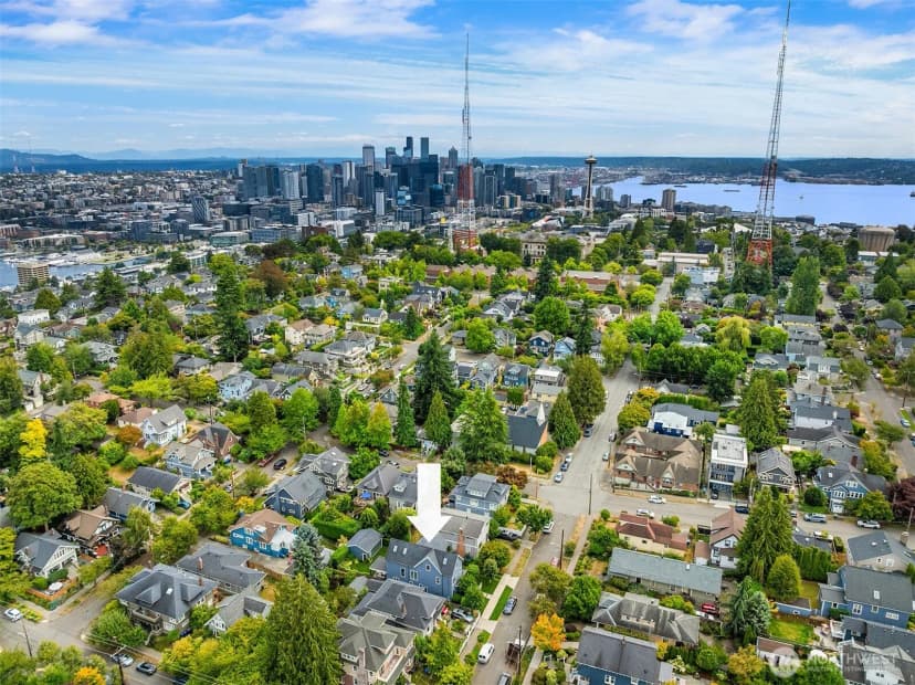 Property photo for 1810 2nd Avenue N, Seattle photo 40