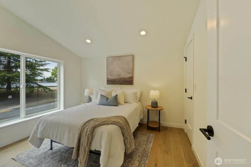 Property photo for 1503 Ne 73rd Street, Seattle photo 22