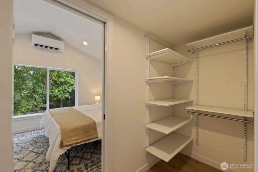 Property photo for 1503 Ne 73rd Street, Seattle photo 28