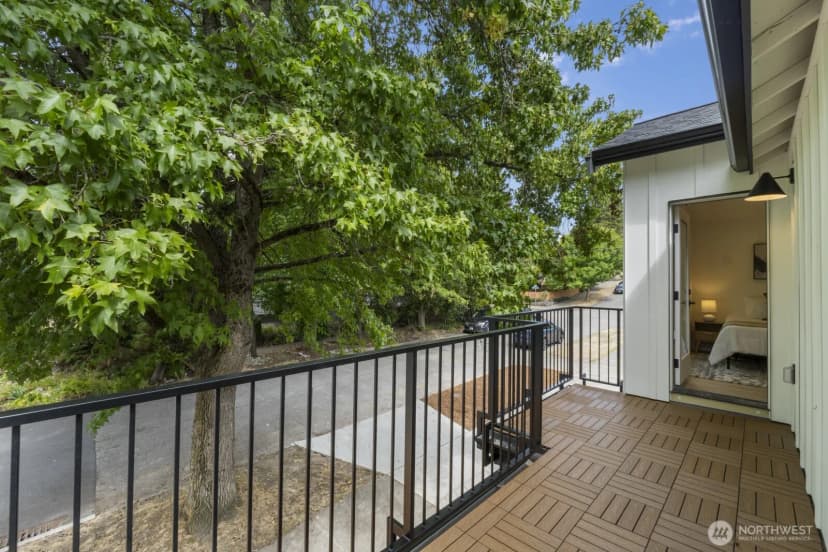 Property photo for 1503 Ne 73rd Street, Seattle photo 31