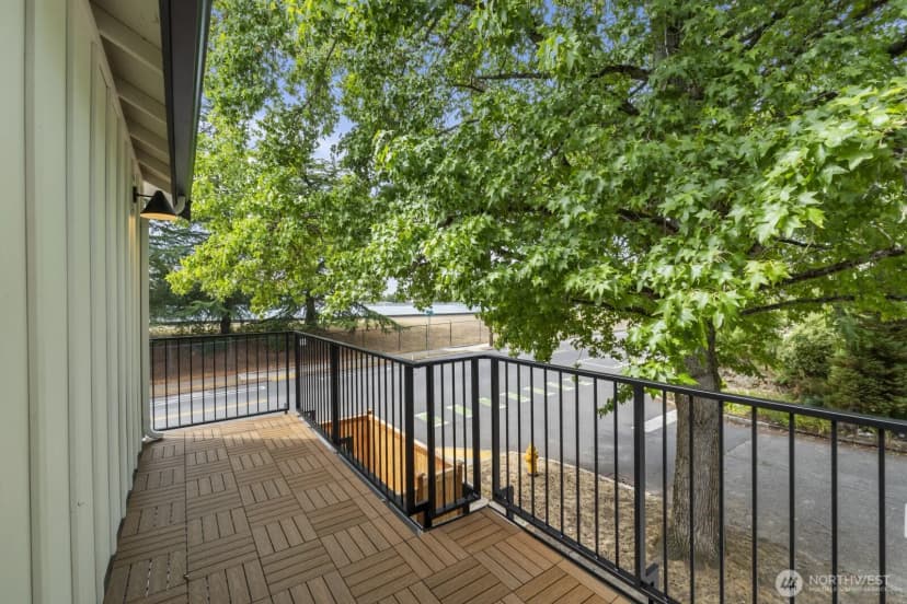 Property photo for 1503 Ne 73rd Street, Seattle photo 30