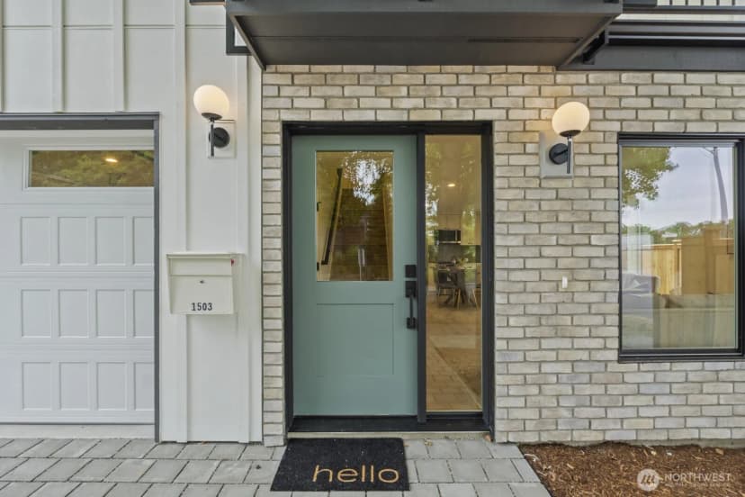 Property photo for 1503 Ne 73rd Street, Seattle photo 4