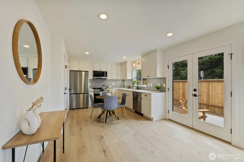 Property photo for 1503 Ne 73rd Street, Seattle photo 9