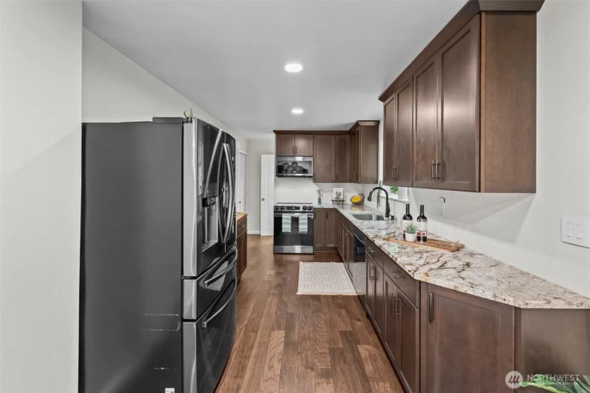Property photo for 8964 Lawrence Drive Se, Port Orchard photo 12