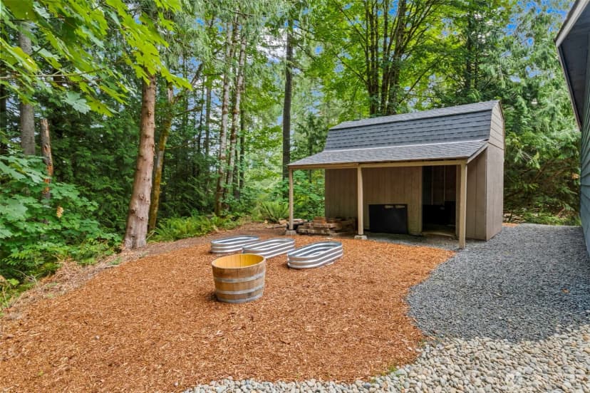 Property photo for 8964 Lawrence Drive Se, Port Orchard photo 33