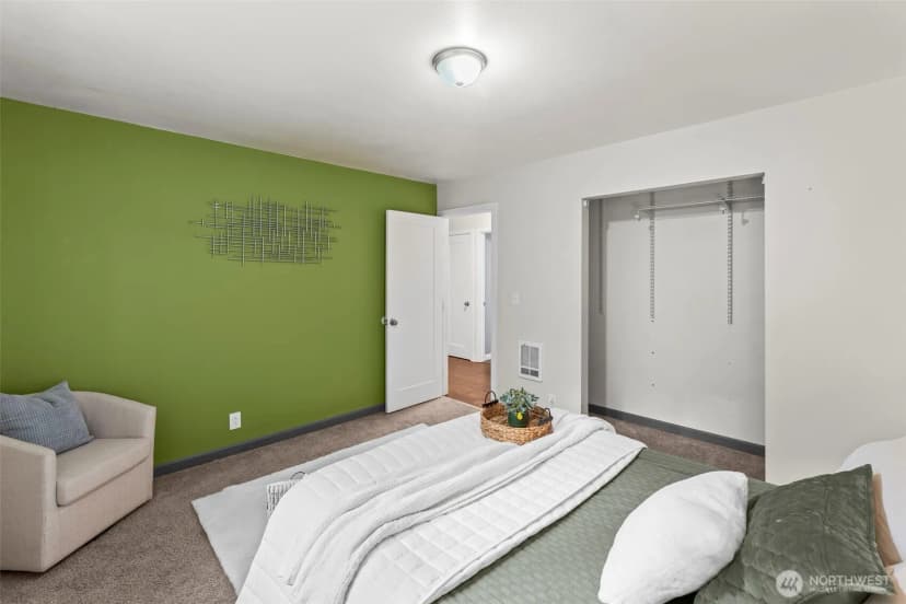 Property photo for 8964 Lawrence Drive Se, Port Orchard photo 22