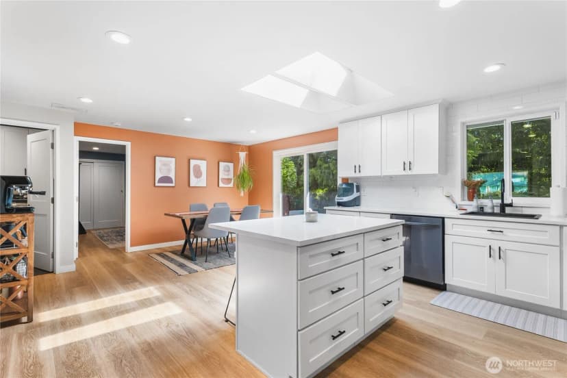 Property photo for 1807 Sw 352nd Place, Federal Way photo 8
