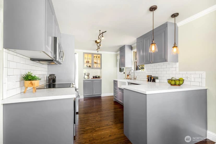 Property photo for 8257 Bagley Avenue N, Seattle photo 11