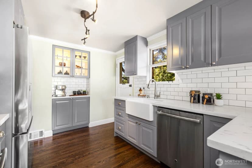 Property photo for 8257 Bagley Avenue N, Seattle photo 12
