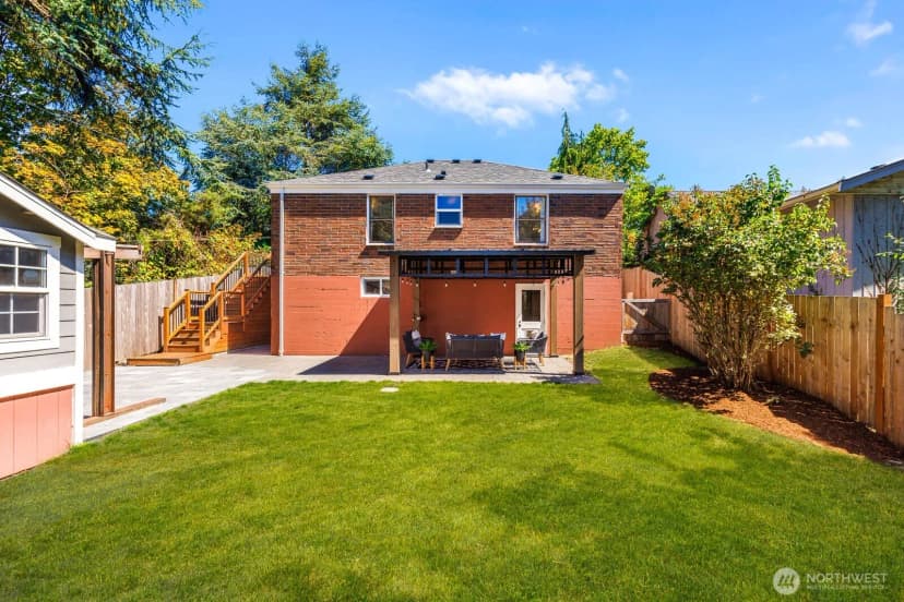Property photo for 8257 Bagley Avenue N, Seattle photo 33