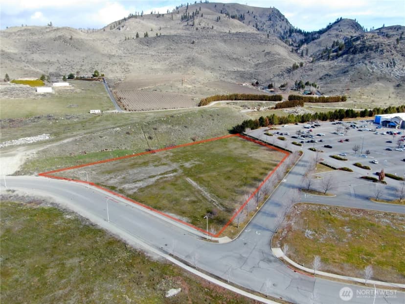 Property photo for 100 N Apple Blossom Drive, Chelan photo 7