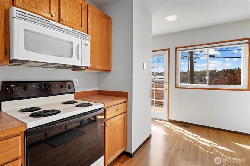 Property photo for 2632 14th Avenue W, Seattle photo 19