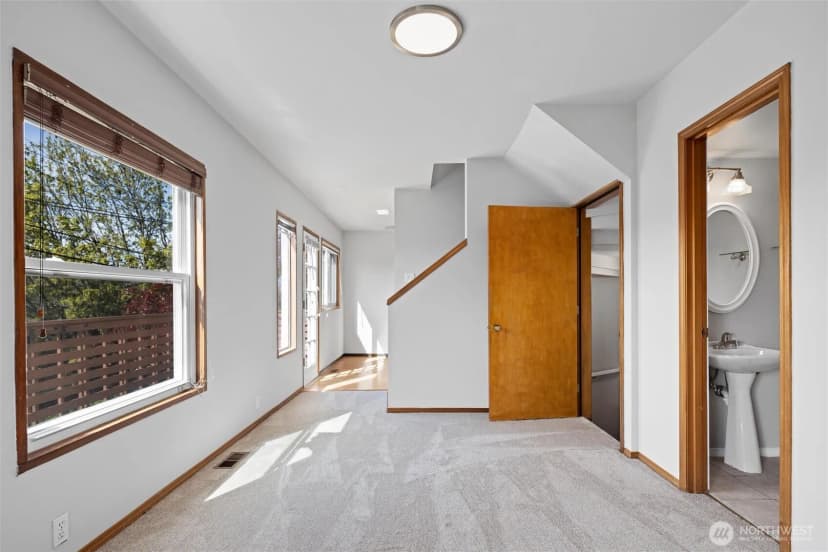 Property photo for 2632 14th Avenue W, Seattle photo 13