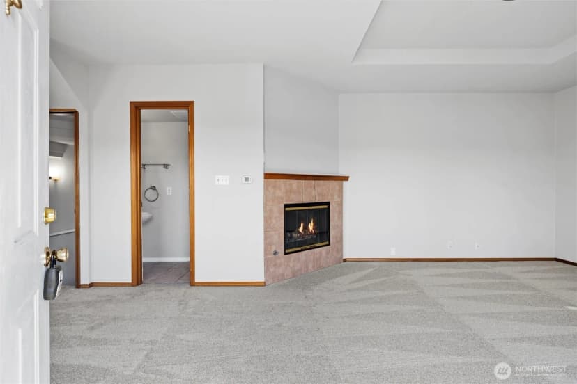 Property photo for 2632 14th Avenue W, Seattle photo 11