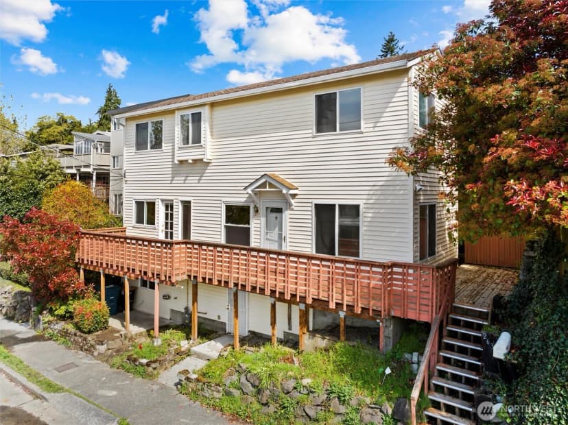 Property photo for 2632 14th Avenue W, Seattle