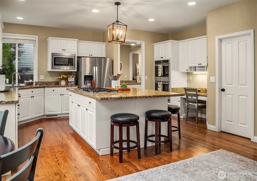 Property photo for 24522 Se 1st Street, Sammamish photo 13
