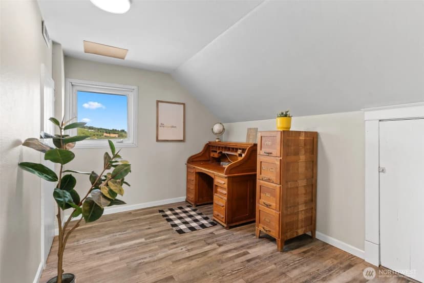 Property photo for 889 S Kentucky, East Wenatchee photo 27