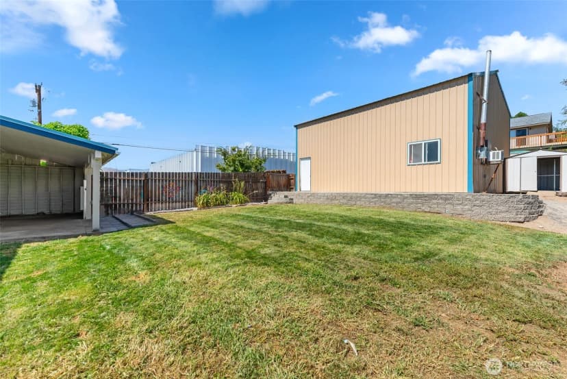 Property photo for 889 S Kentucky, East Wenatchee photo 35