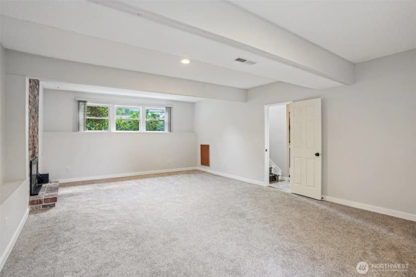 Property photo for 21815 121st Place Se, Kent photo 23