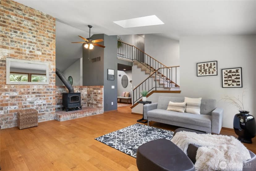 Property photo for 7319 67th Avenue W, Lakewood photo 6