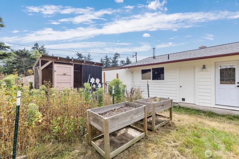 Property photo for 964 Ferry Avenue, Coupeville photo 25
