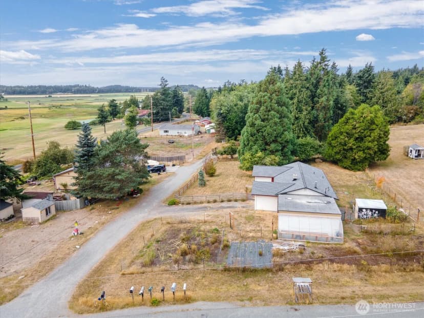 Property photo for 964 Ferry Avenue, Coupeville photo 2