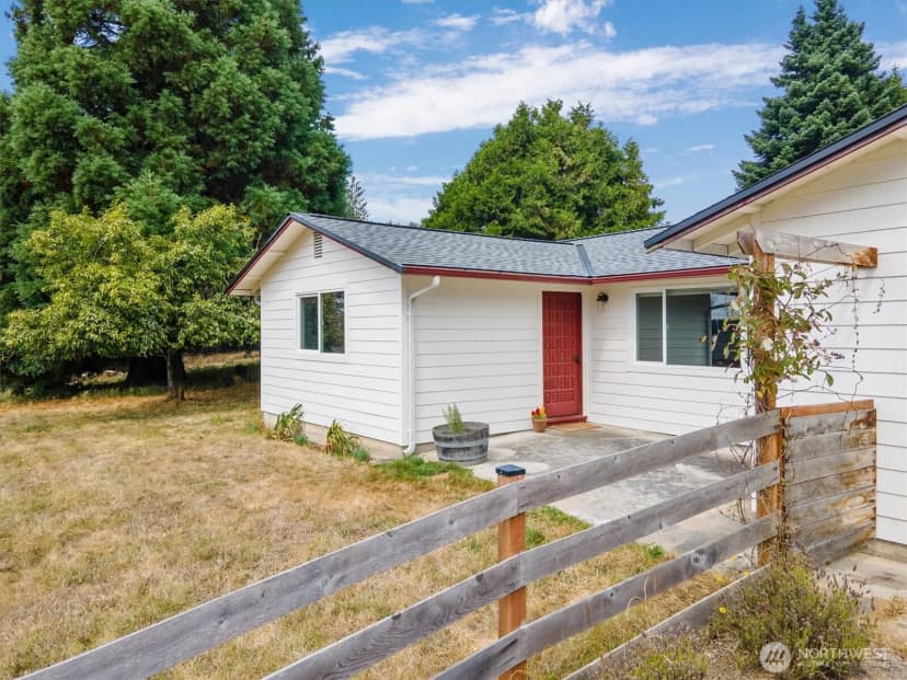 Property photo for 964 Ferry Avenue, Coupeville photo 37