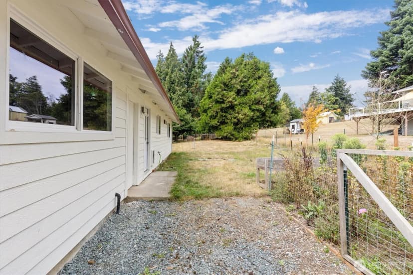 Property photo for 964 Ferry Avenue, Coupeville photo 29