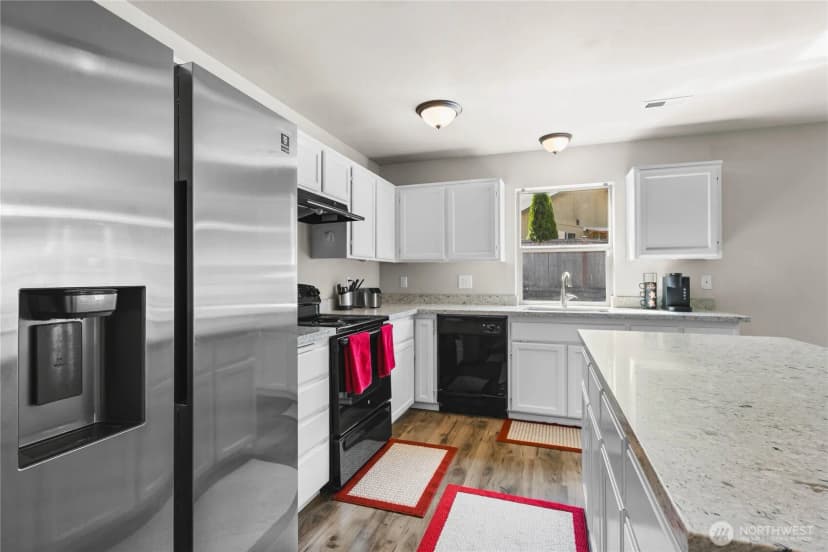 Property photo for 1830 187th Street E, Spanaway photo 10