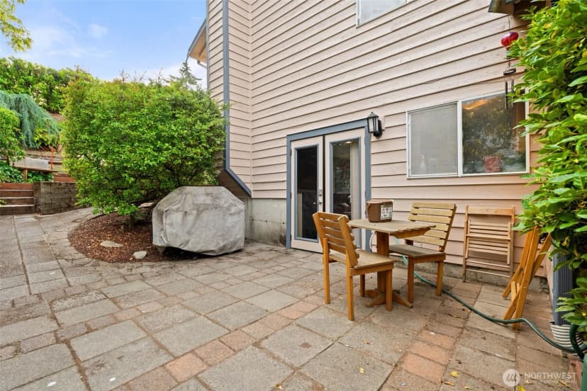 Property photo for 3414 Nassau Avenue Ne, Tacoma photo 25