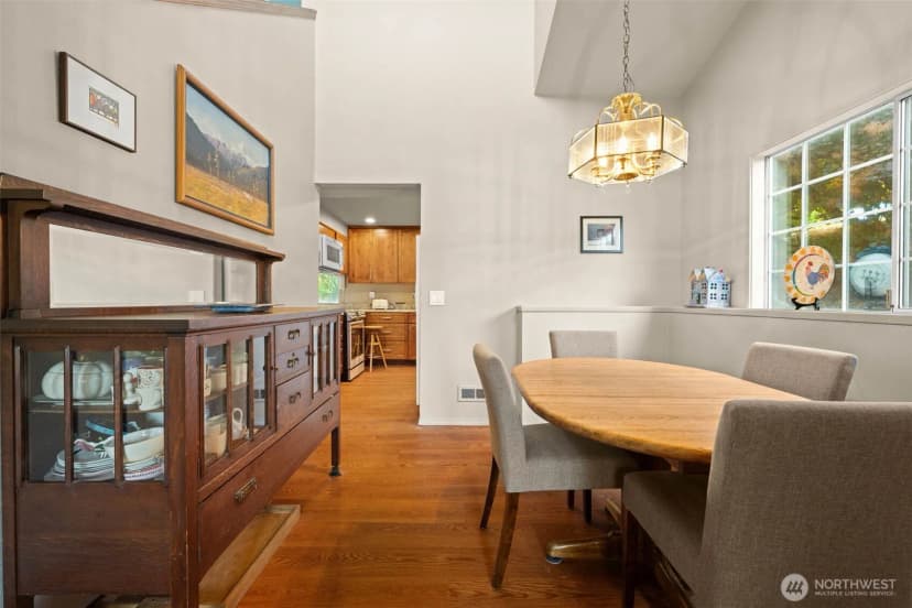 Property photo for 3414 Nassau Avenue Ne, Tacoma photo 6