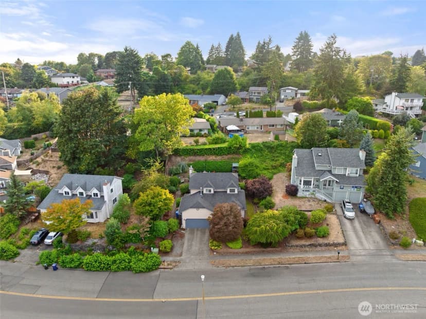 Property photo for 3414 Nassau Avenue Ne, Tacoma photo 32