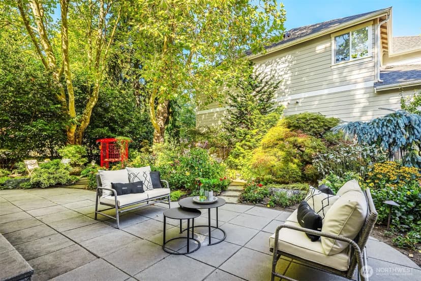 Property photo for 4466 146th Avenue Se, Bellevue photo 18