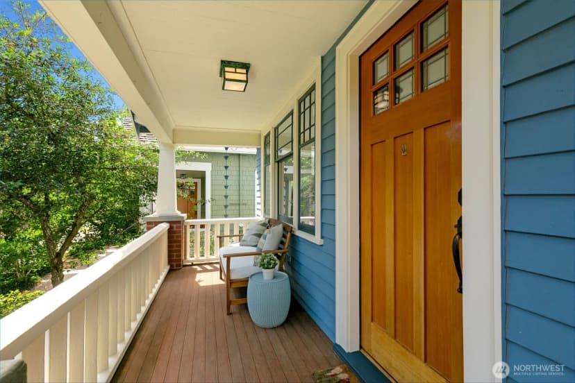 Property photo for 3231 35th Avenue S, Seattle photo 3