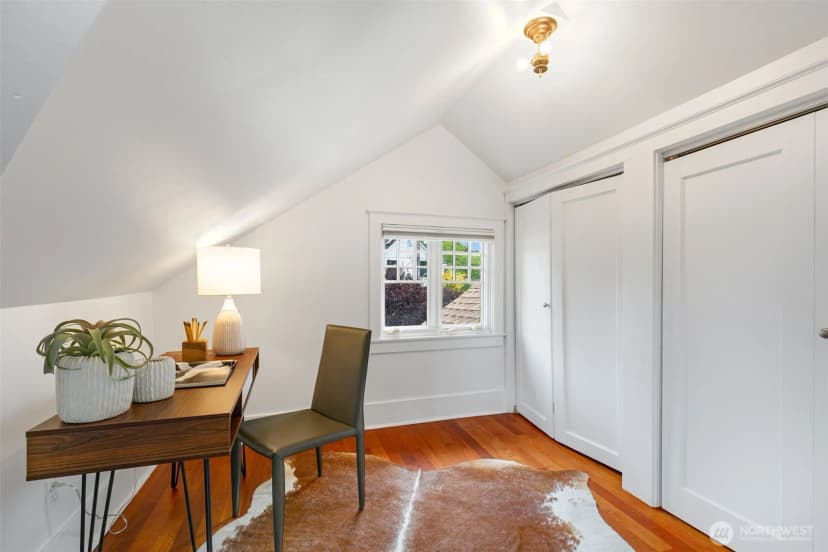 Property photo for 3231 35th Avenue S, Seattle photo 16