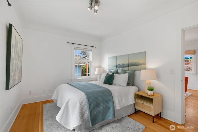 Property photo for 3231 35th Avenue S, Seattle photo 12