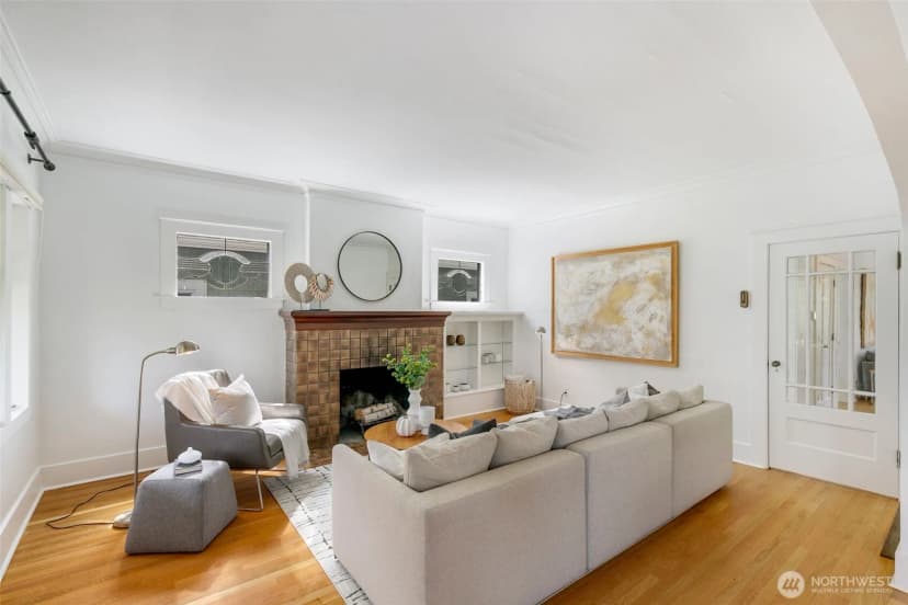Property photo for 3231 35th Avenue S, Seattle photo 5