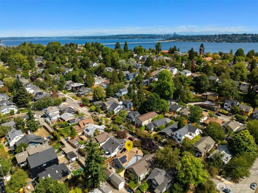 Property photo for 3231 35th Avenue S, Seattle photo 33
