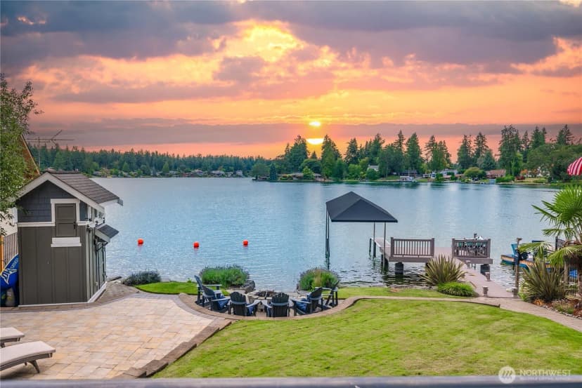 Property photo for 10213 Green Lane Sw, Lakewood