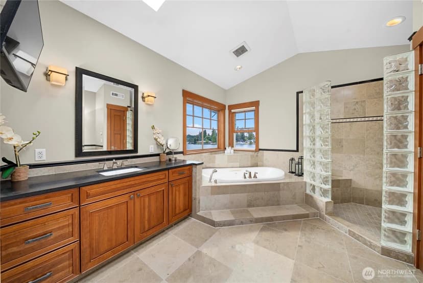 Property photo for 10213 Green Lane Sw, Lakewood photo 20