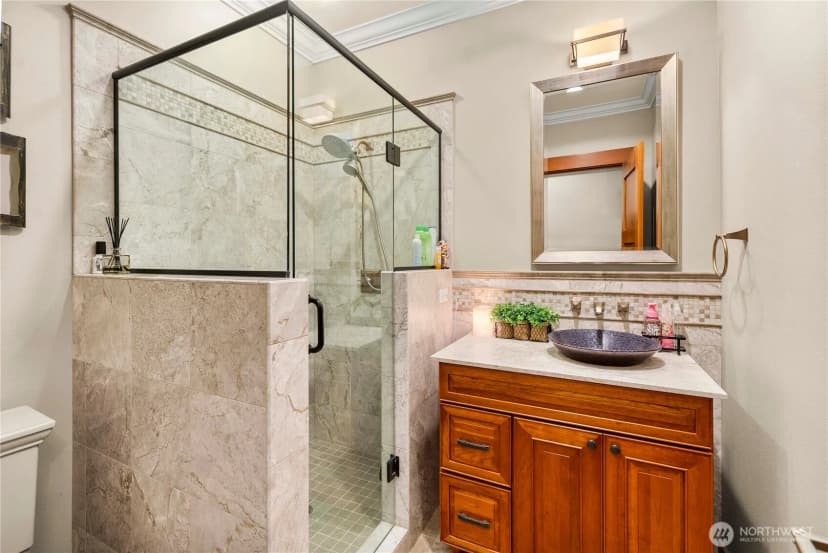 Property photo for 10213 Green Lane Sw, Lakewood photo 16