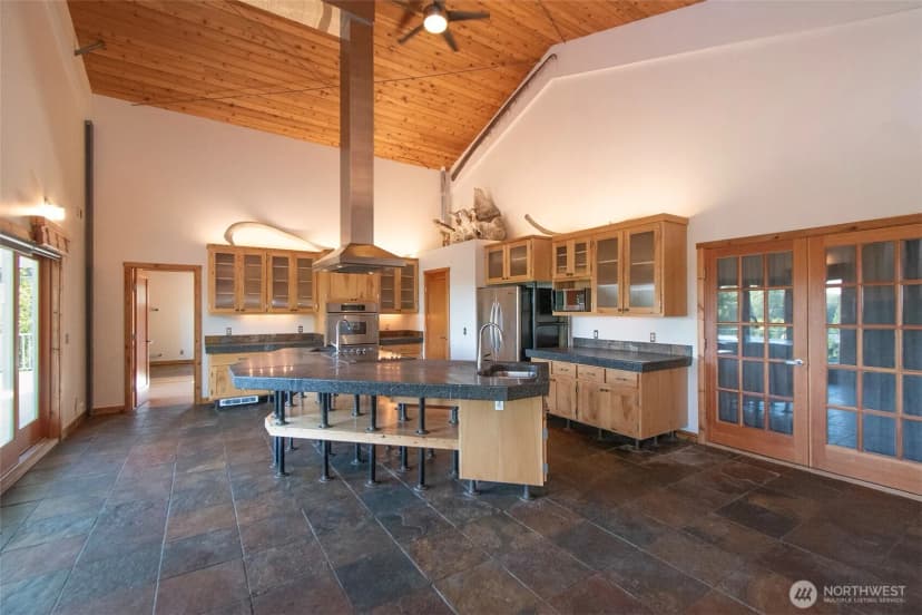 Property photo for 109 Gehrke Road, Port Angeles photo 10