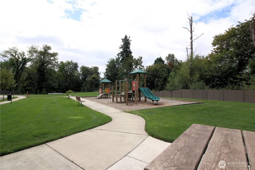Property photo for 20821 98th Place S, Kent photo 27