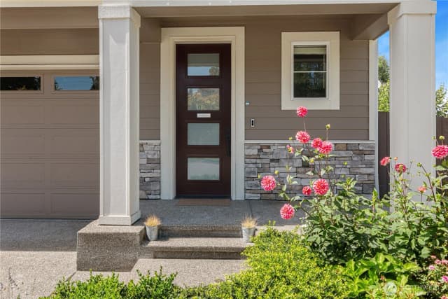 Property photo for 20821 98th Place S, Kent photo 3