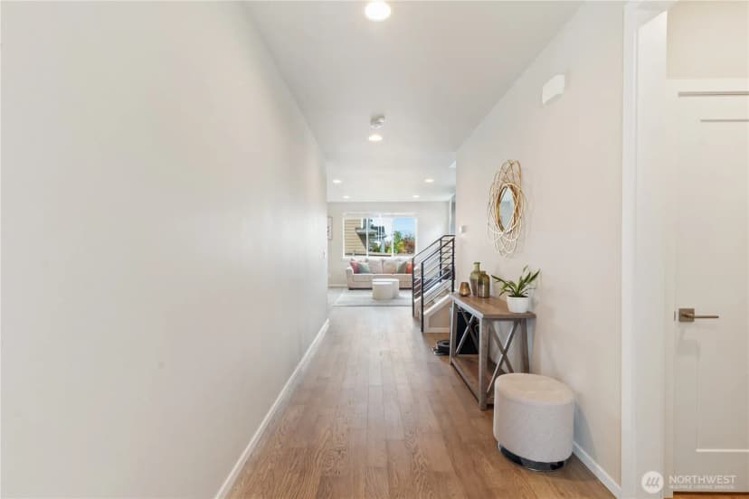 Property photo for 20821 98th Place S, Kent photo 4