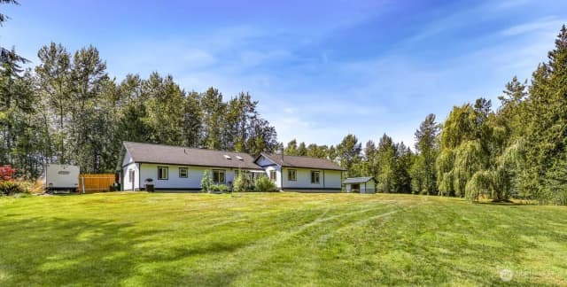 Property photo for 19379 Morton Road, Burlington